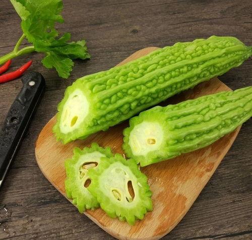 热门的吃瓜视频有哪些,揭秘娱乐圈幕后故事